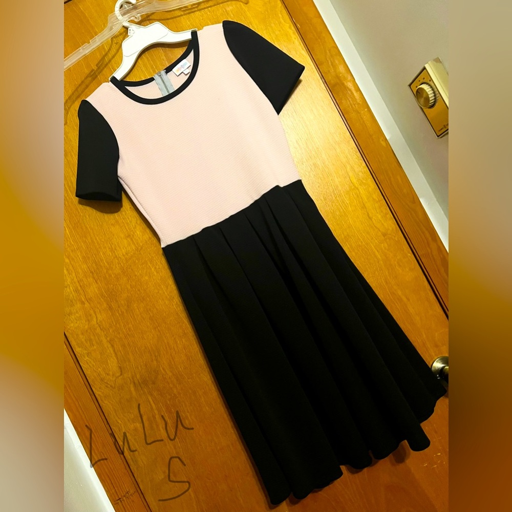 Lularoe size s, new without tags. Black and pink midi dress